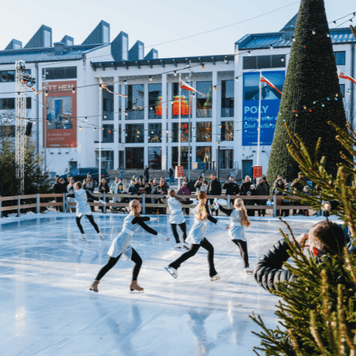 Isshow konståkning isbana Helsingborg juliga lördagar jul familj barn aktiviteter